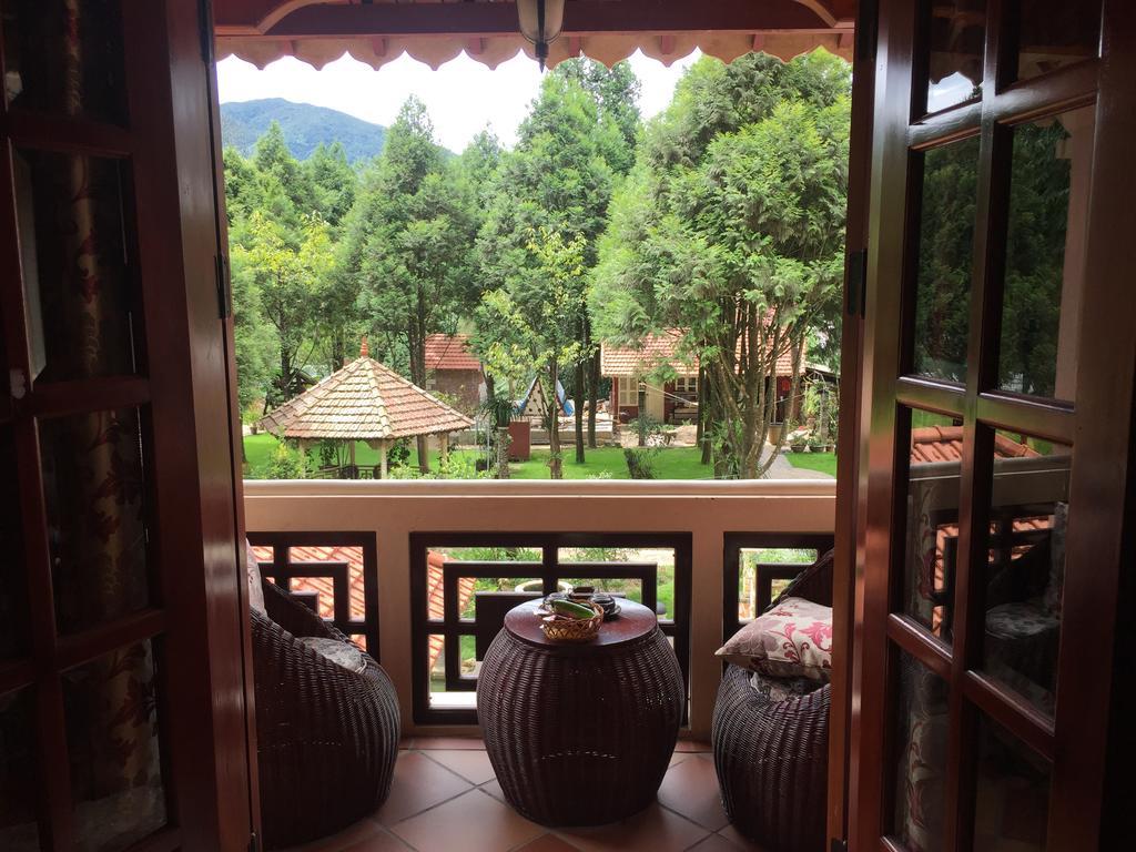 King Room with Balcony